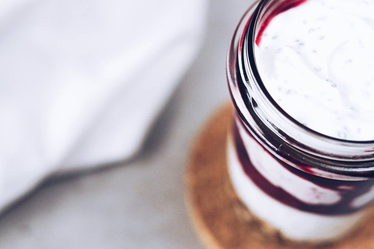 Why Your Store-Bought Yogurt Sucks—and How Home Yogurt Making Machines Fix It